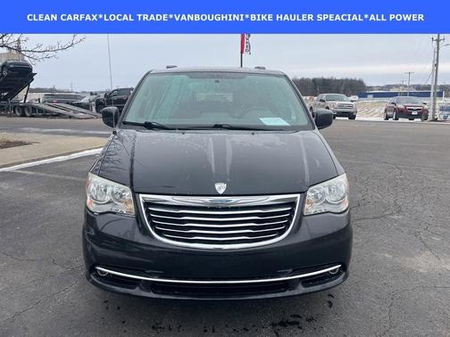 2012 Chrysler Town & Country Touring