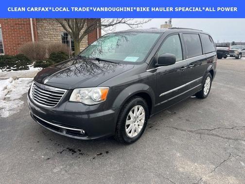 2012 Chrysler Town & Country Touring