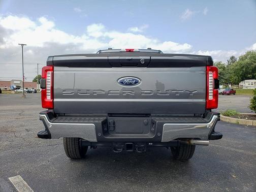 2026 Ford F-350 Lariat Super Duty