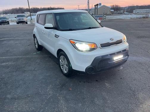 2016 Kia Soul Base
