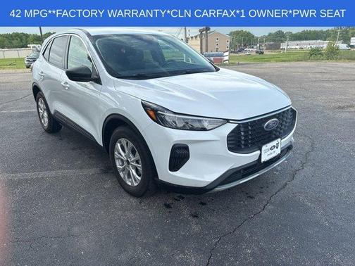 Oxford White 2023 Ford Escape Active
