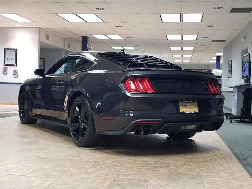2022 Ford Mustang GT Premium