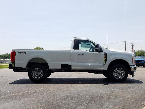 2025 Ford F-350 XLT