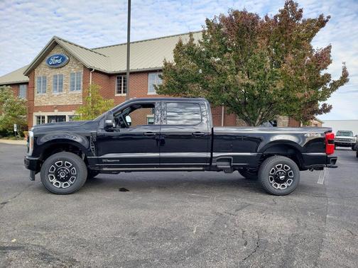 2026 Ford F-250 Platinum