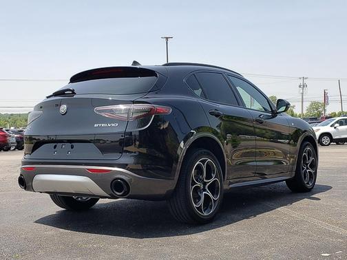 2024 Alfa Romeo Stelvio Ti
