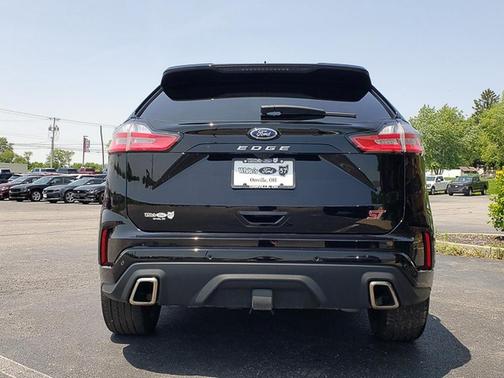 2024 Ford Edge ST