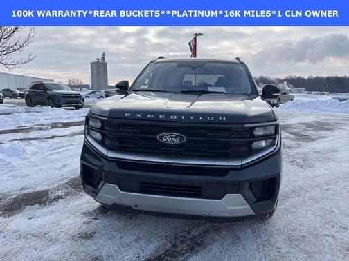 2025 Ford Expedition Platinum
