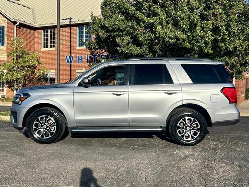 2023 Ford Expedition XLT