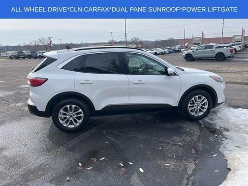 Oxford White 2021 Ford Escape SE