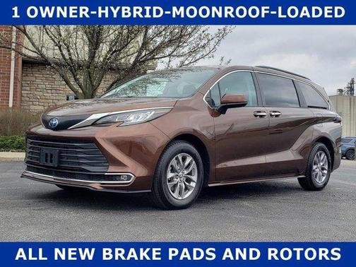 2023 Toyota Sienna XLE 8 Passenger