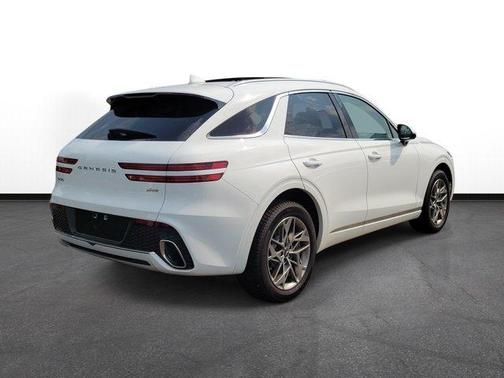 Alta White 2024 Genesis GV70 2.5T