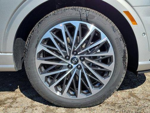 Typhoon Silver Metallic 2026 Hyundai PALISADE Calligraphy AWD