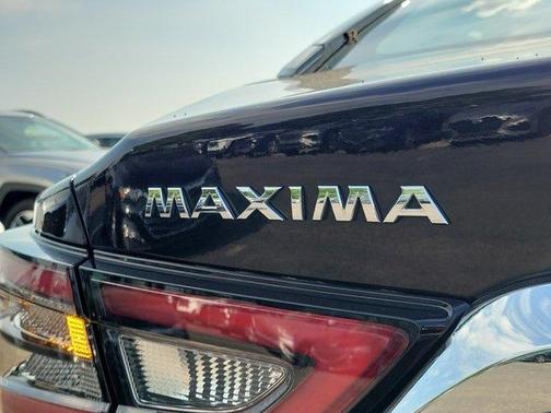 Black 2019 Nissan Maxima 3.5 SL