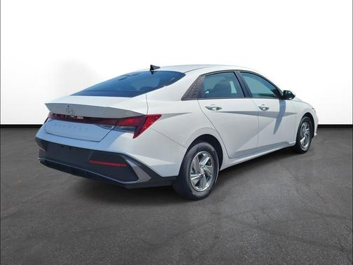 Serenity White 2026 Hyundai ELANTRA SE