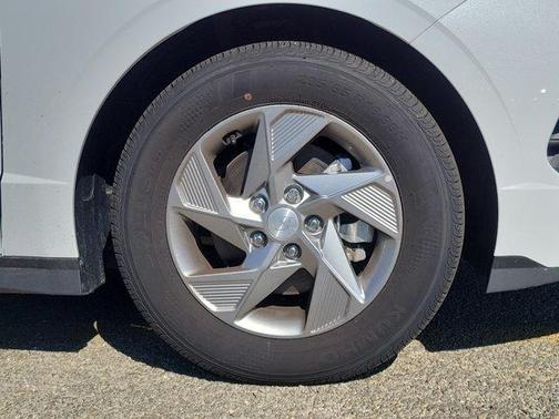 White 2025 Hyundai SONATA SE