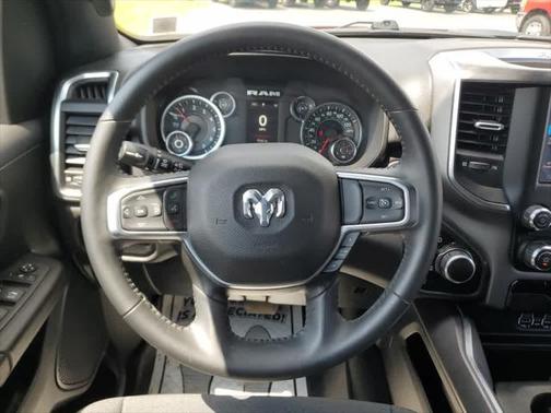 2024 RAM 1500 Big Horn Crew Cab 4x4 57' Box