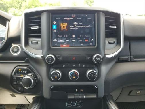 2024 RAM 1500 Big Horn Crew Cab 4x4 57' Box