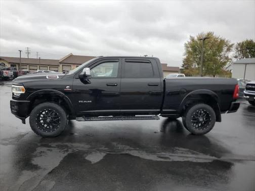 2022 RAM 2500 Laramie Crew Cab 4x4 64' Box