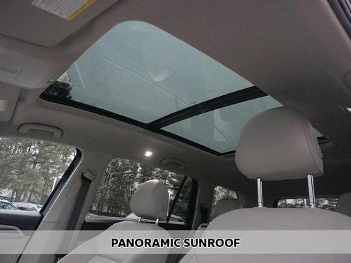 2021 Volkswagen Atlas 3.6L SE w/Technology