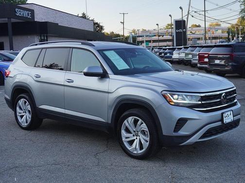 2023 Volkswagen Atlas 2.0T SE w/Technology 4MOTION