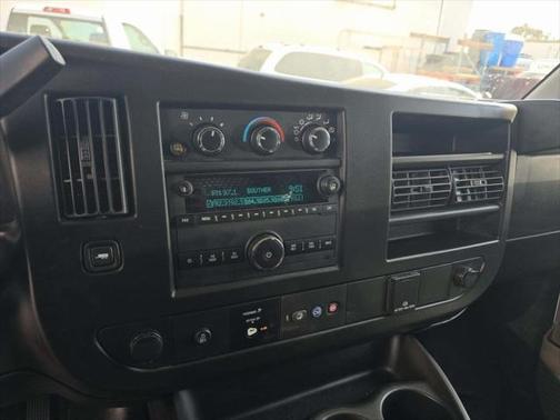 2023 GMC Savana 2500 Work Van