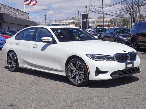 Alpine White 2022 BMW 330 xDrive