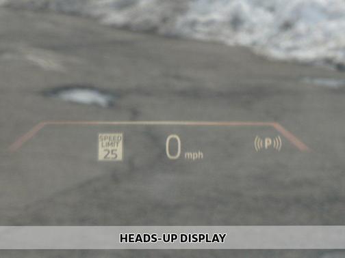 Mineral White Metallic 2023 BMW X7 xDrive40i