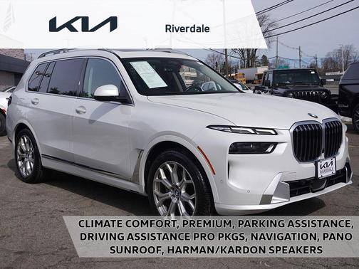 2023 BMW X7 xDrive40i