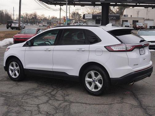 2018 Ford Edge SE