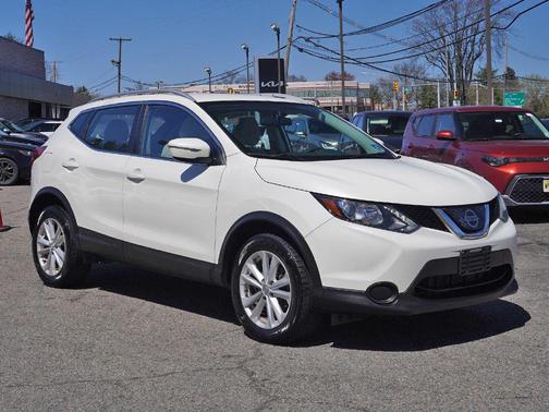 2018 Nissan Rogue Sport SV