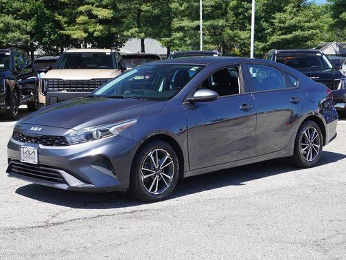 Gravity Gray 2023 Kia Forte LXS
