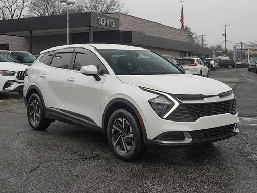 2023 Kia Sportage Hybrid LX