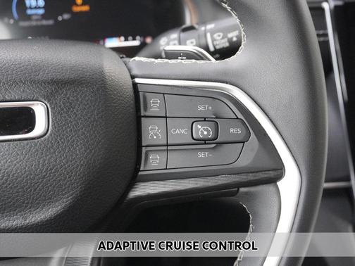 2023 Jeep Grand Cherokee L Laredo