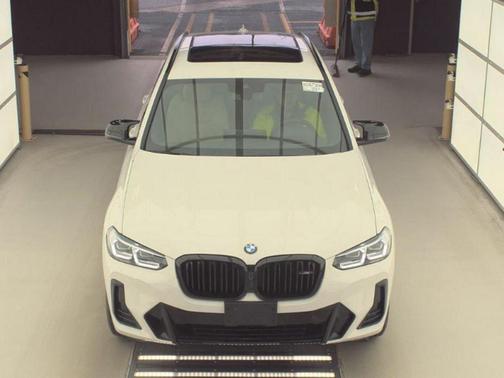 2024 BMW X3 M40i