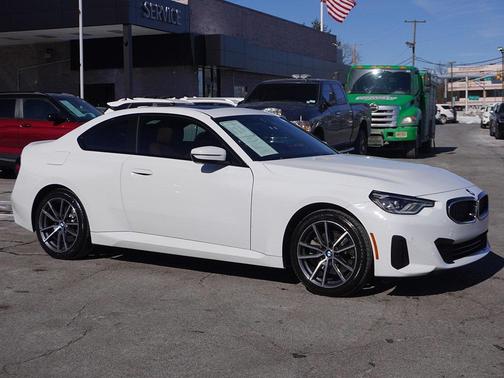 2023 BMW 230 i xDrive