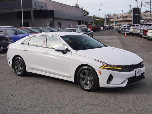 2023 Kia K5 LXS