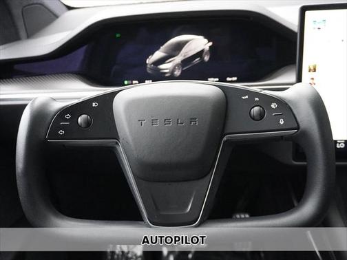 2022 Tesla Model X Plaid Tri Motor All-Wheel Drive