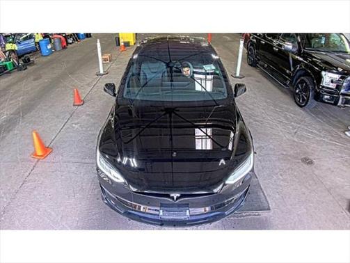 2022 Tesla Model X Plaid Tri Motor All-Wheel Drive