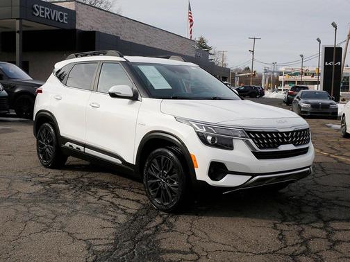 2022 Kia Seltos Nightfall Edition