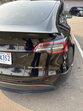 2022 Tesla Model Y Performance Dual Motor All-Wheel Drive
