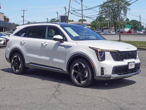 Snow White Pearl 2025 Kia Sorento Hybrid SX Prestige