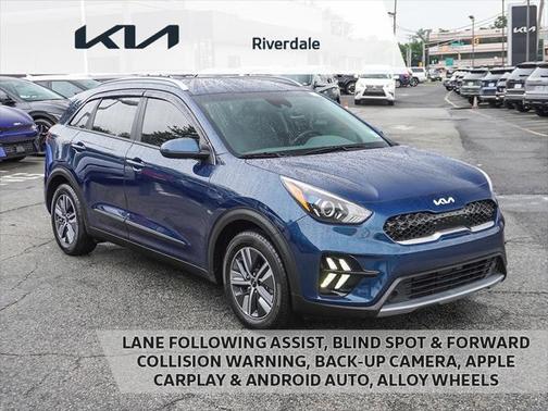 2022 Kia Niro LXS