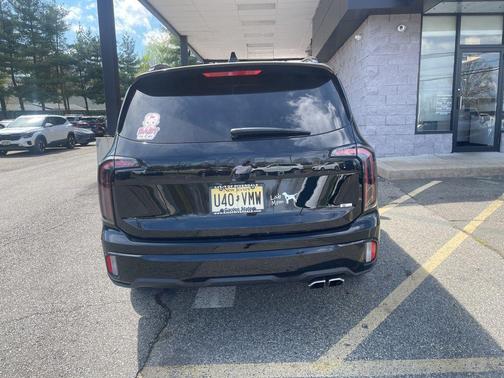 Ebony Black 2025 Kia Telluride EX X-Line