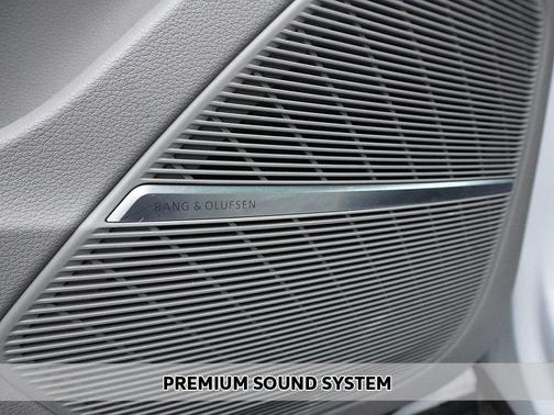 2022 Audi Q7 55 Premium Plus