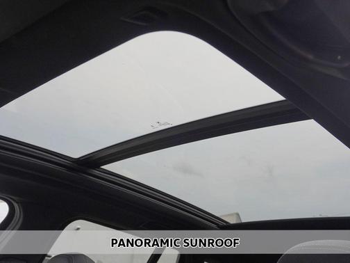 White 2024 BMW X3 xDrive30i