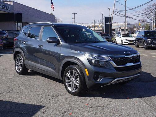 Gravity Gray 2023 Kia Seltos S