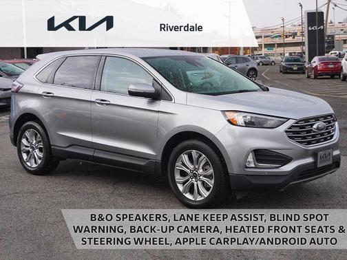 2023 Ford Edge Titanium