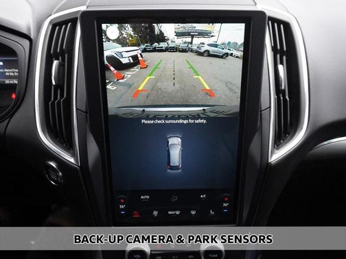 2023 Ford Edge Titanium