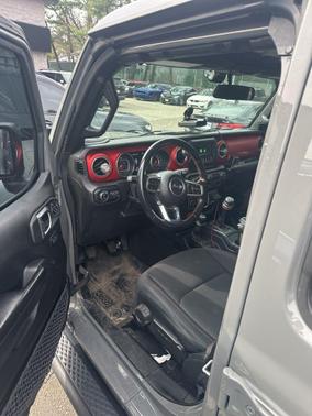 Sting-Gray Clearcoat 2021 Jeep Gladiator Rubicon