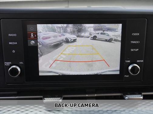 2023 Kia Carnival LX